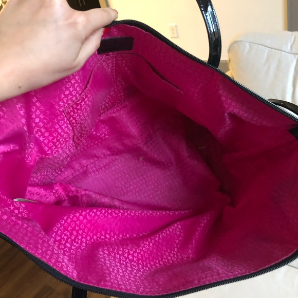 Cream/Black striped Kate Spade purse! - Picture 6 of 8